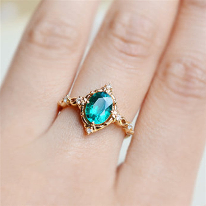 Green Stone Oval Ring